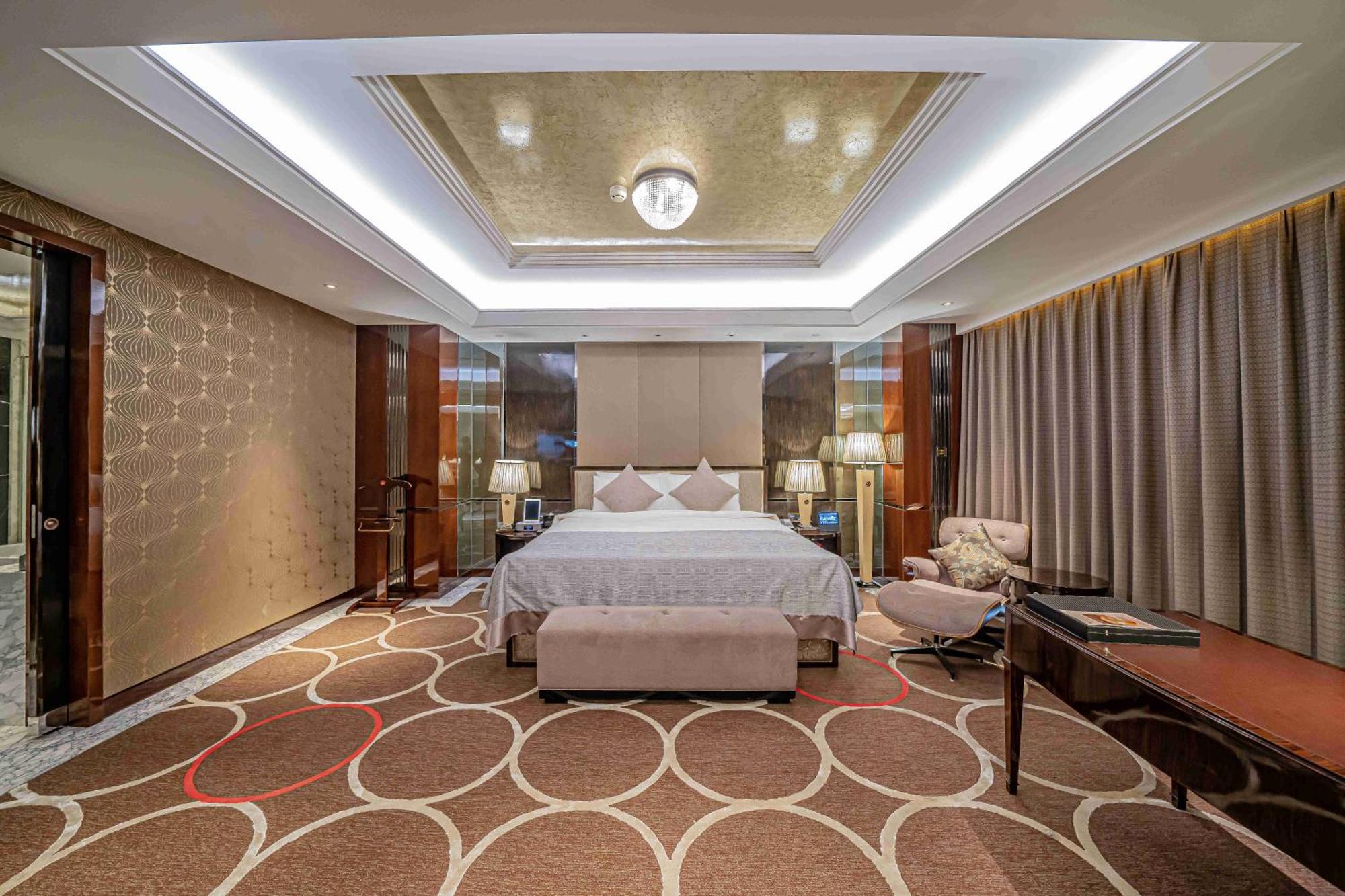 Zhaolin Grand Hotel Beijing Exterior photo