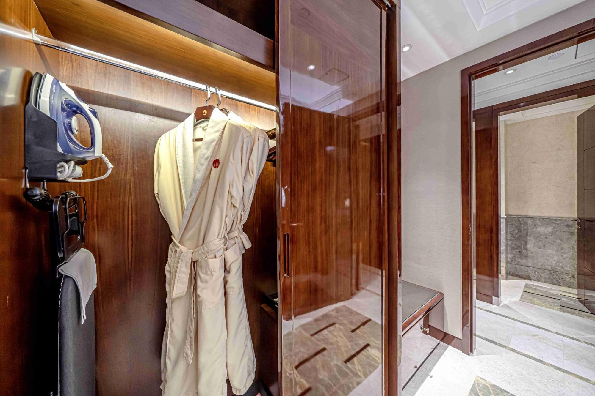 Zhaolin Grand Hotel Beijing Exterior photo