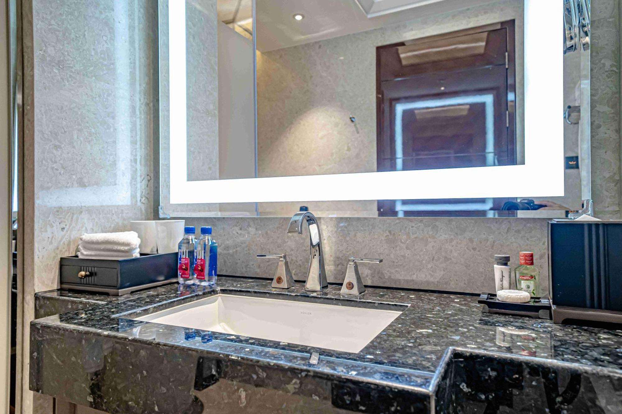 Zhaolin Grand Hotel Beijing Exterior photo
